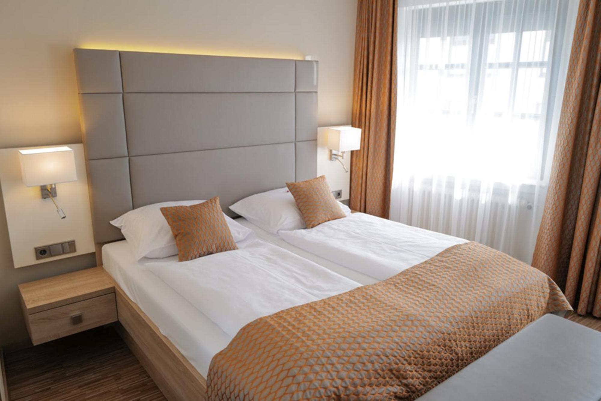 Hotel Trapp 로데스하임암라인 객실 사진